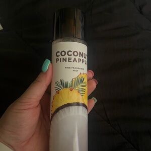 Bath & Body Works Coconut Pineapple Fragrance Mist